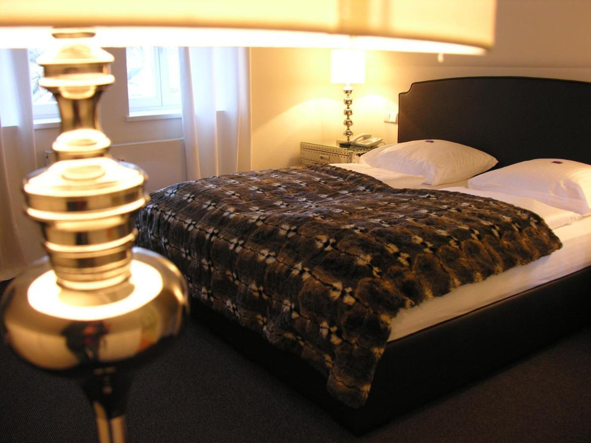 Hotel Am Doktorplatz Rheda-Wiedenbrück Habitación foto
