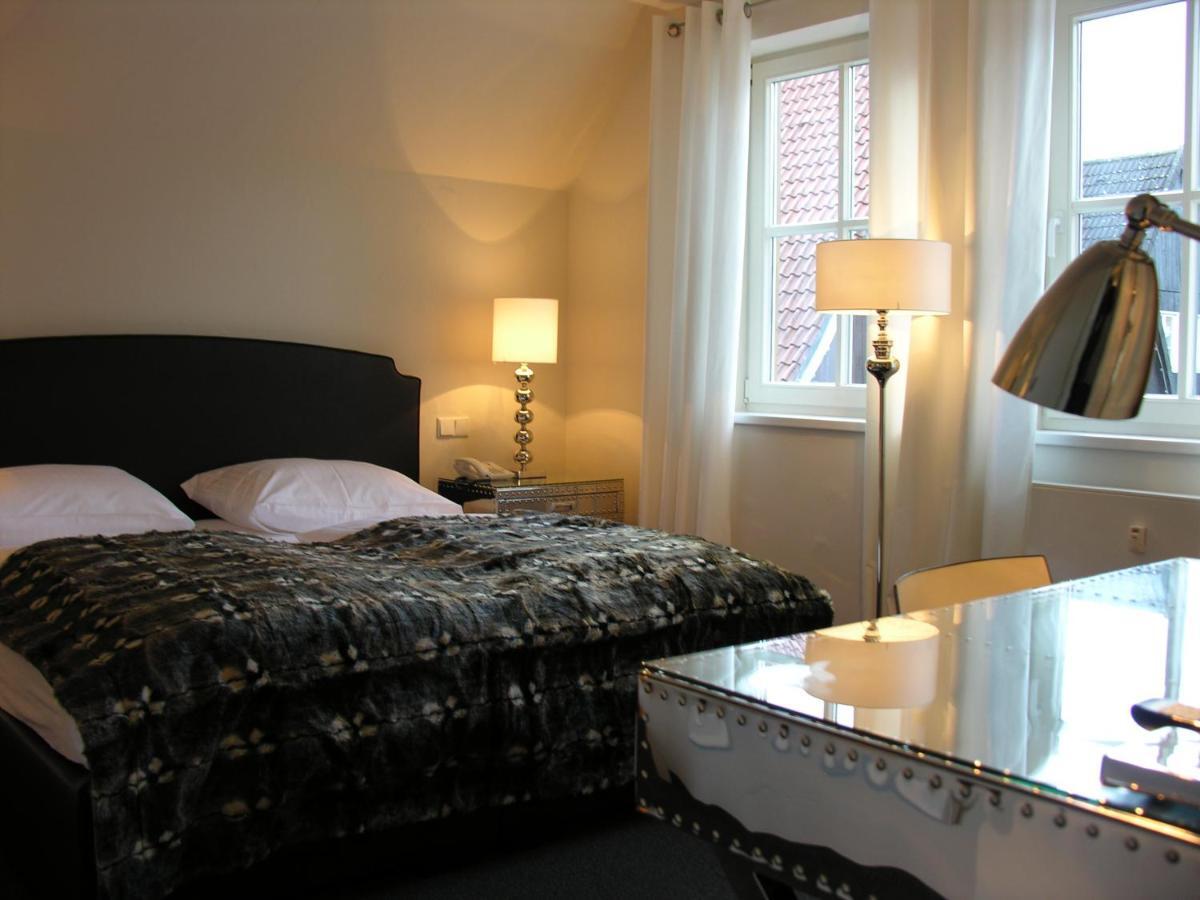 Hotel Am Doktorplatz Rheda-Wiedenbrück Habitación foto